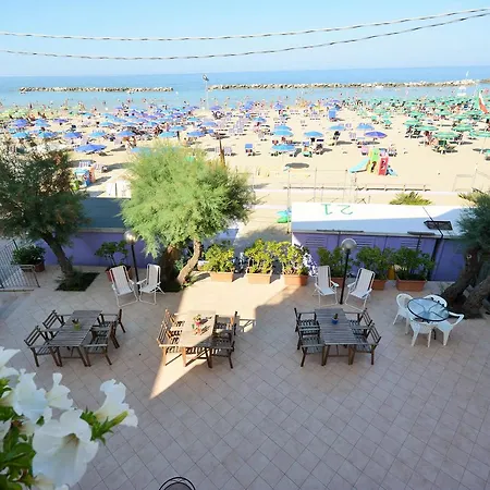 Il Gabbiano Sul Mare Hotel