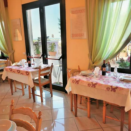 Il Gabbiano Sul Mare Hotel